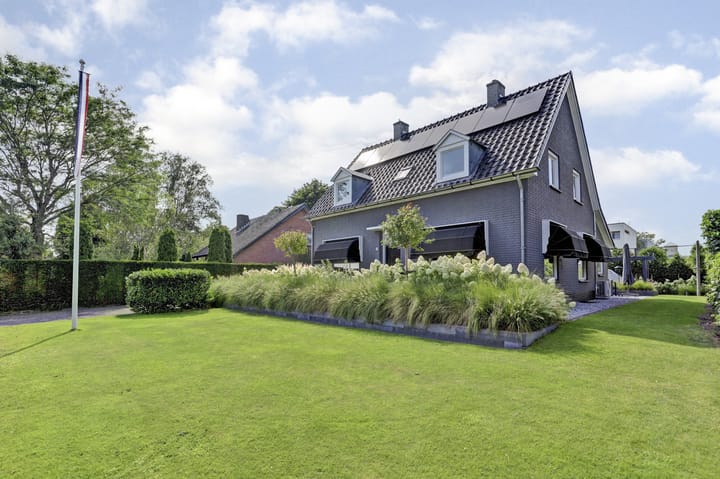 Photo 52 of Leestenseweg 18