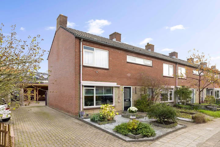 Foto 1 van Rozemarijnstraat 12