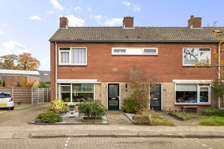 Foto 2 van Rozemarijnstraat 12