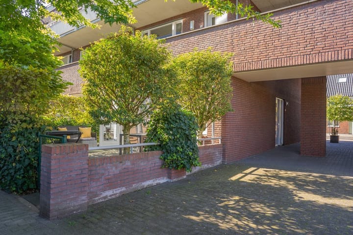 Photo 17 of Sluisstraat 64