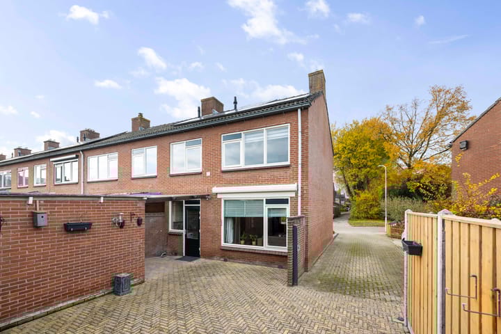 Foto 24 van Rozemarijnstraat 12