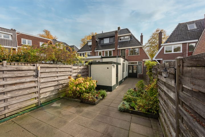 Photo 2 of Nepveulaan 95