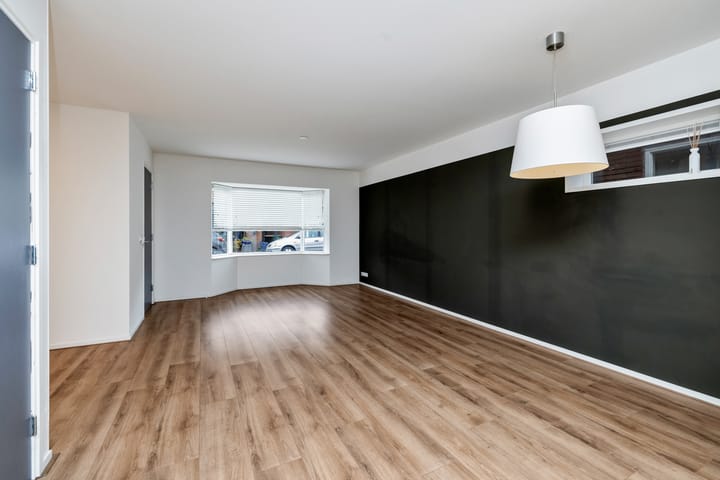 Photo 7 of Kanaalstraat 56