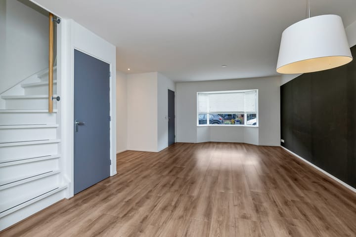 Photo 8 of Kanaalstraat 56