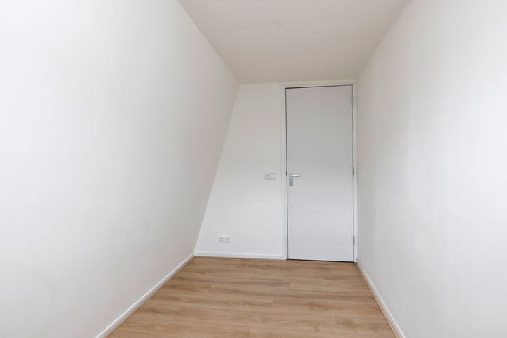 Photo 20 of Kanaalstraat 56