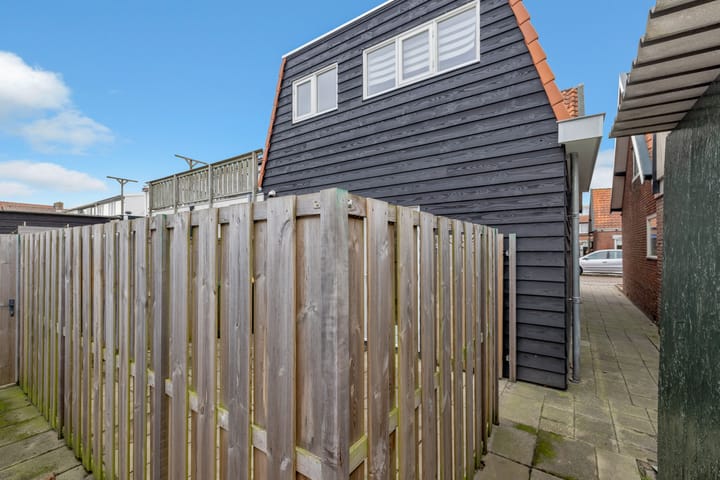 Photo 28 of Kanaalstraat 56