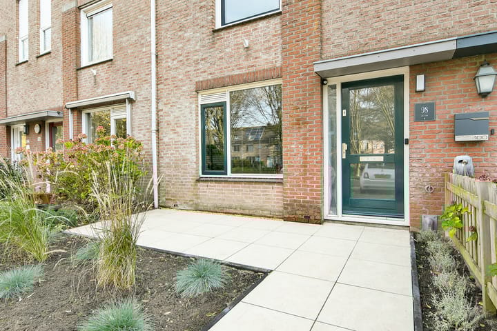 Foto 2 van Marga Klompésingel 98