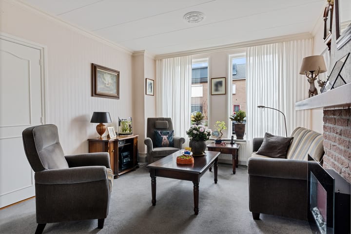 Photo 10 of Admiraal de Ruyterstraat 15