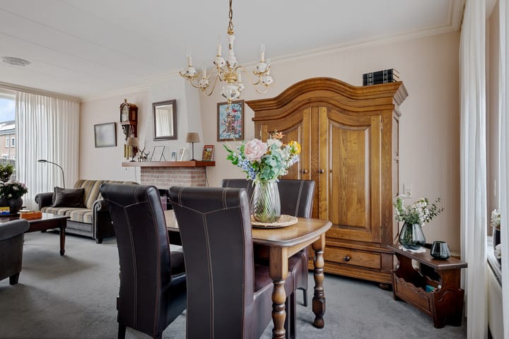 Photo 11 of Admiraal de Ruyterstraat 15