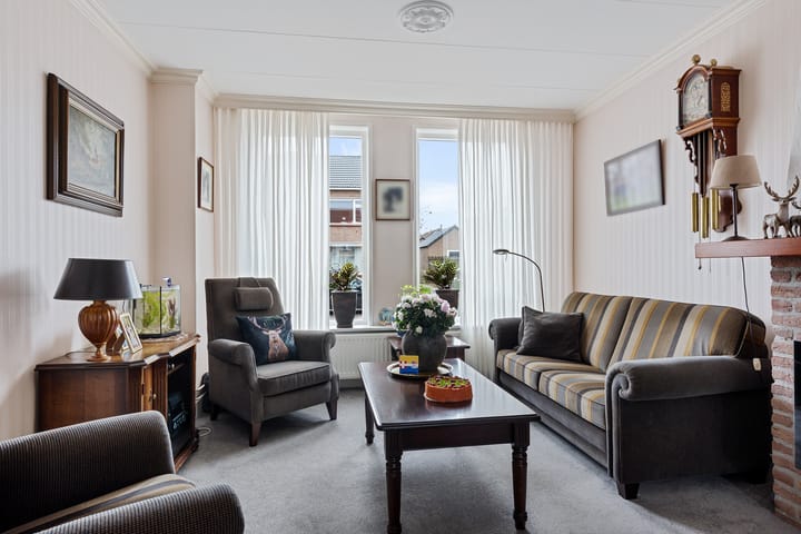 Photo 13 of Admiraal de Ruyterstraat 15