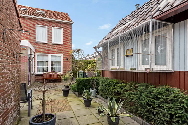 Photo 18 of Admiraal de Ruyterstraat 15