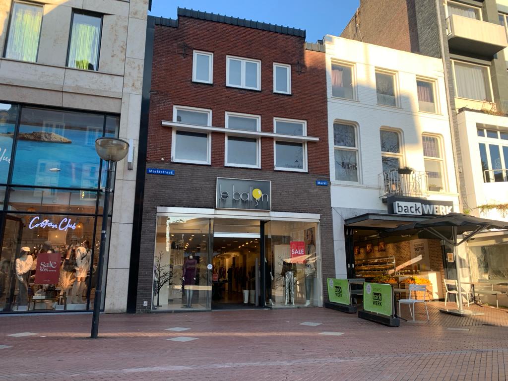 View photo 3 of Markt 32