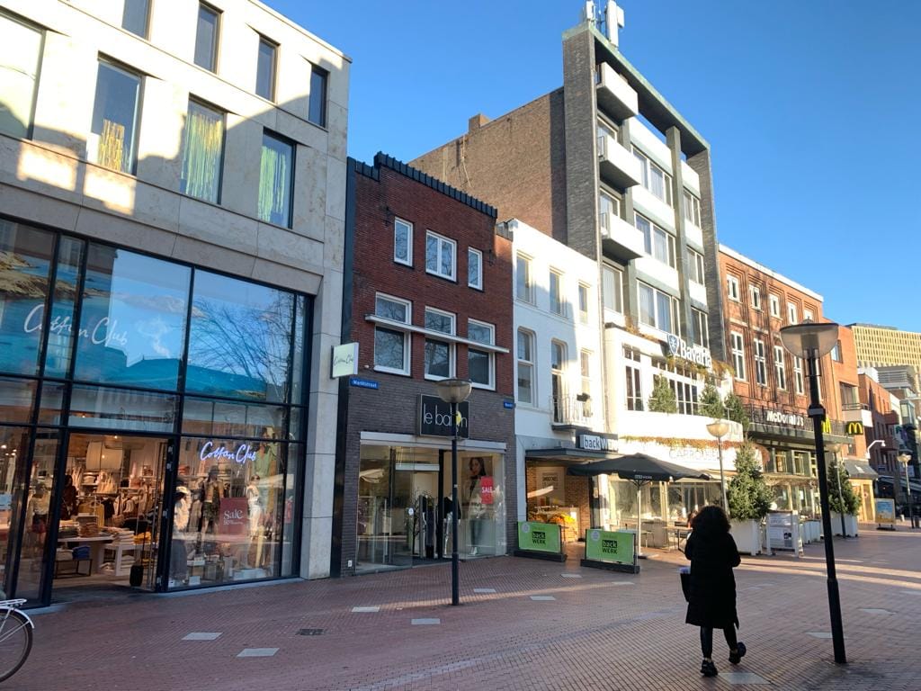 View photo 5 of Markt 32