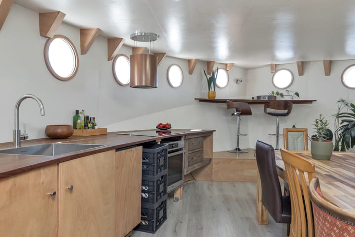 Foto 11 van Borneokade 106