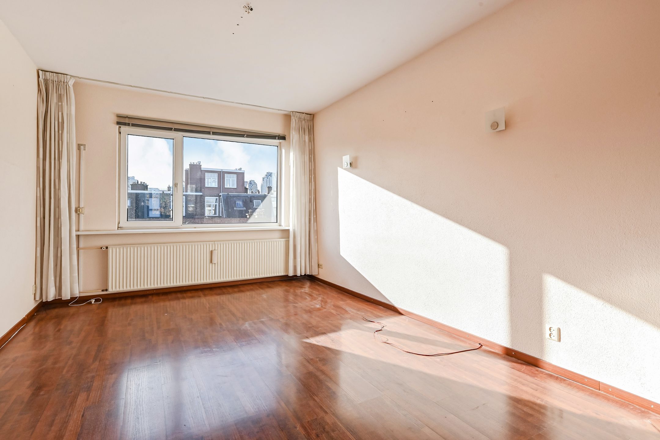 Foto 3 van Hendrik Zwaardecroonstraat 132