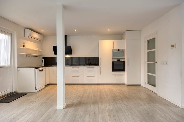 Photo 11 of Wenzel van Luxemburgstraat 7