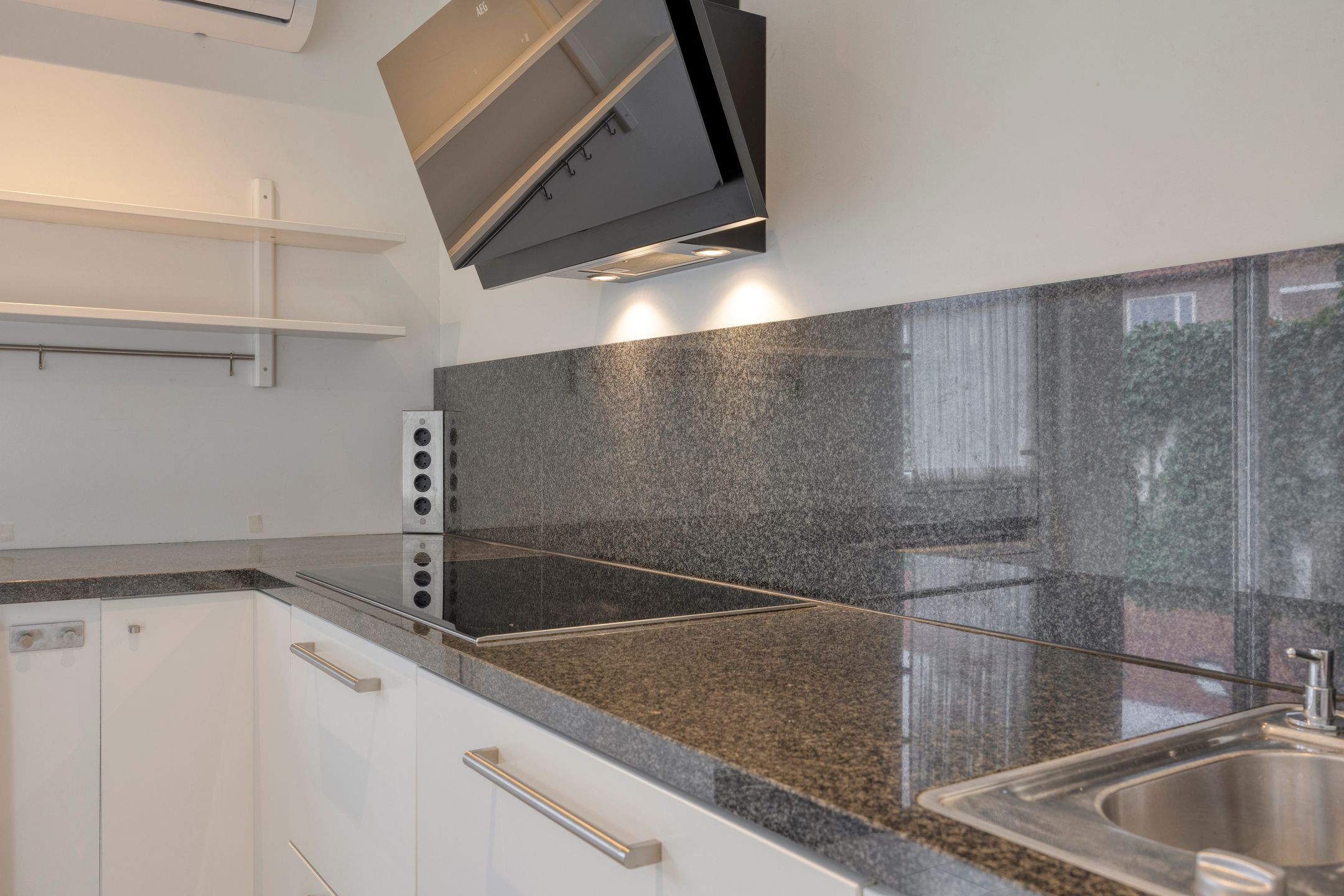 Photo 12 of Wenzel van Luxemburgstraat 7