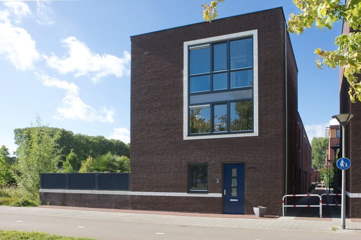 Photo 11 of Sjaak Boezemanstraat 1