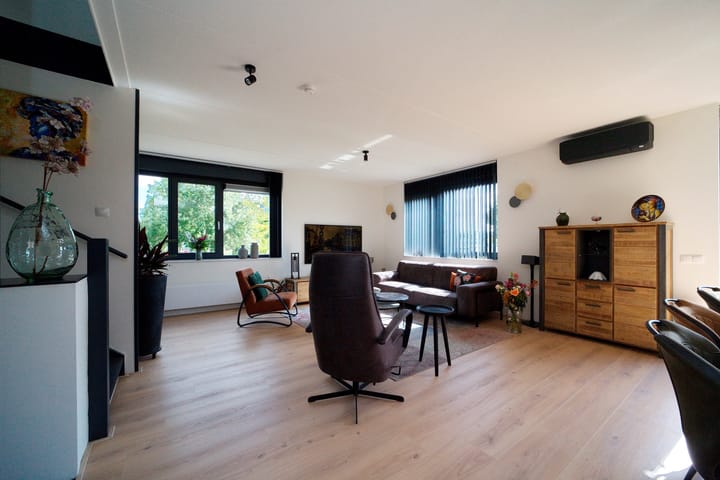 Photo 15 of Sjaak Boezemanstraat 1