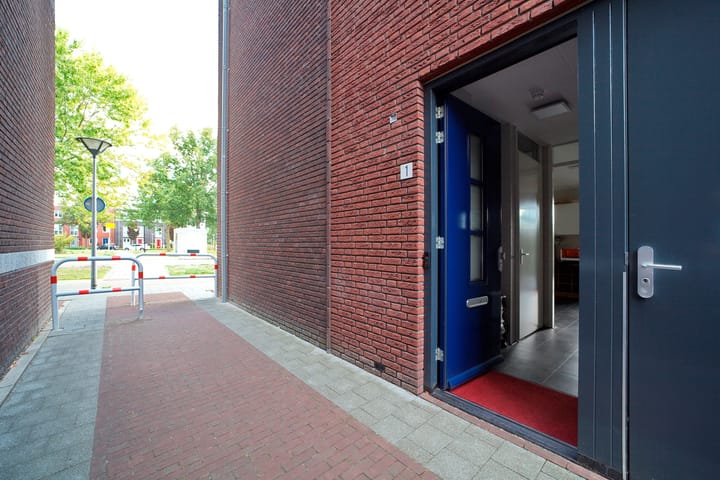 Photo 36 of Sjaak Boezemanstraat 1