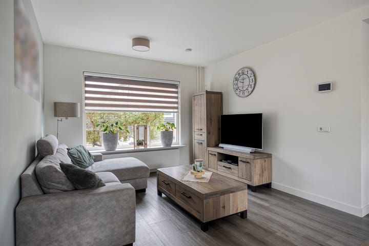 Photo 6 of Irenestraat 42