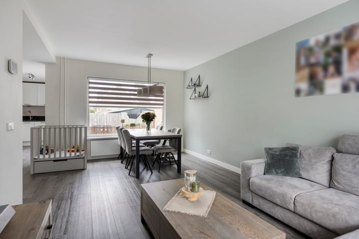 Photo 7 of Irenestraat 42