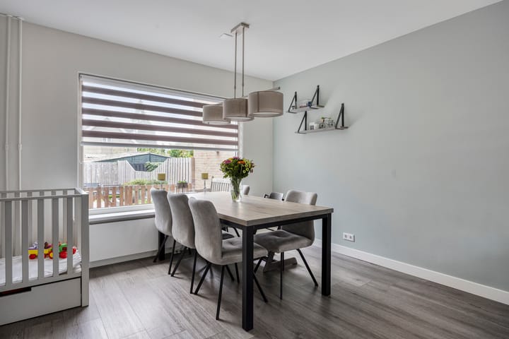 Photo 9 of Irenestraat 42