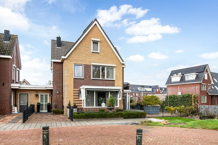 Foto 2 van Vincent van Goghstraat 28