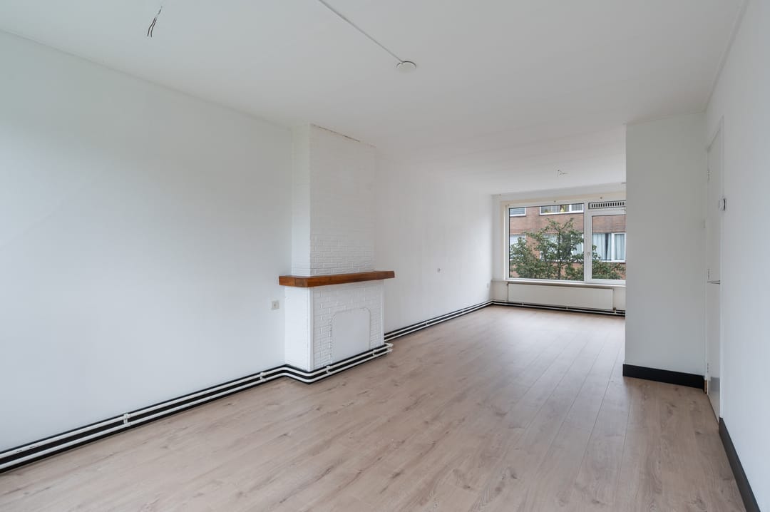 Photo 11 of Terschellingsestraat 13-B