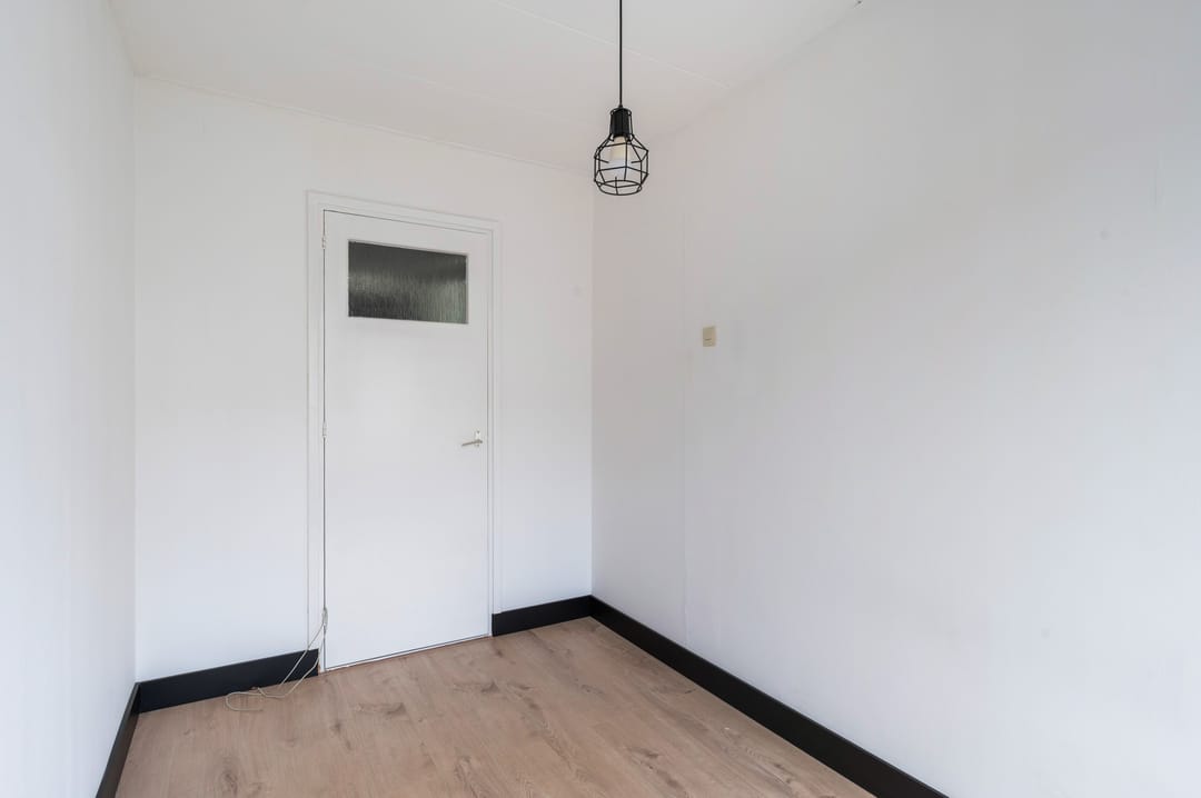 Photo 23 of Terschellingsestraat 13-B