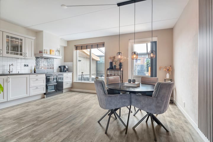 Photo 14 of Rehobothstraat 40