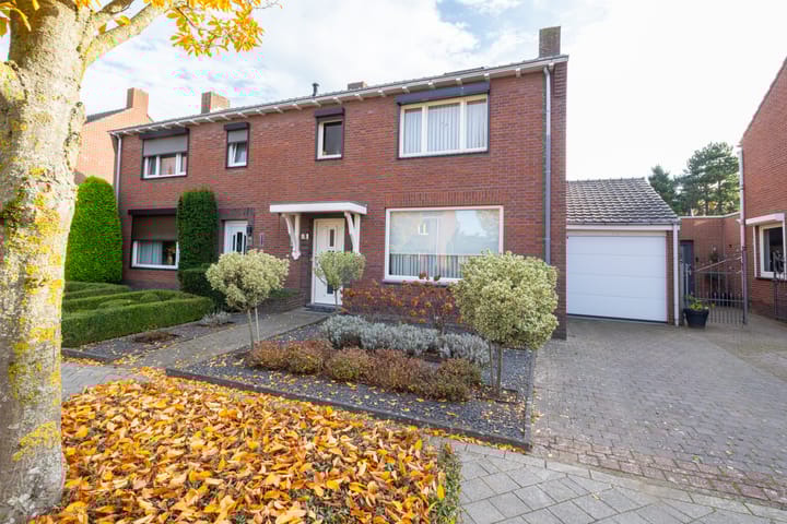 Prinses Beatrixstraat 19-A main image