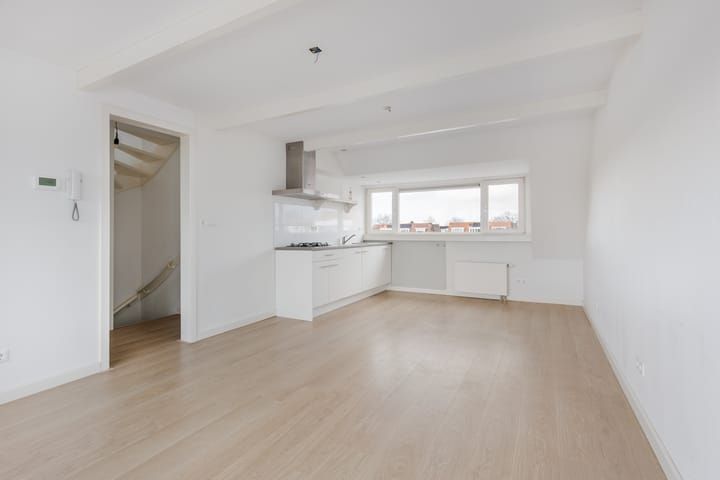 Photo 2 of Spaarndamseweg 486-B