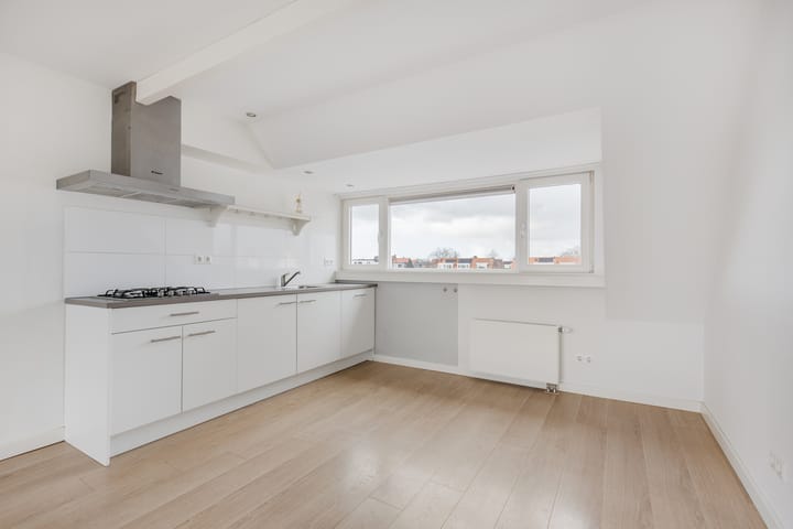 Photo 5 of Spaarndamseweg 486-B