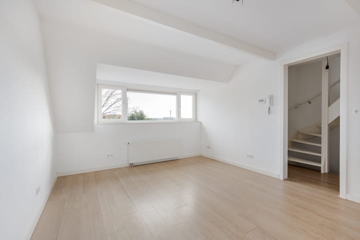 Photo 7 of Spaarndamseweg 486-B