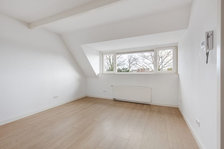 Photo 8 of Spaarndamseweg 486-B