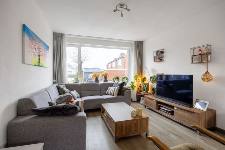 Foto 2 van Margrietstraat 1