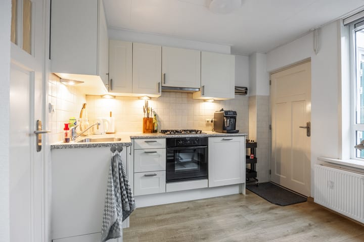 Foto 8 van Margrietstraat 1