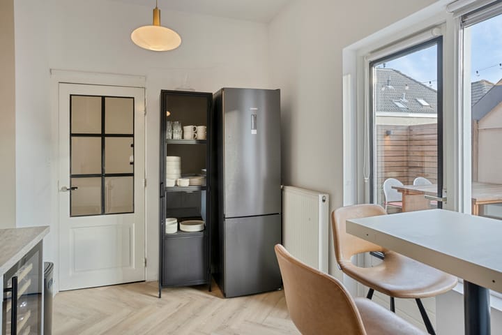 Photo 19 of Van Spaenstraat 76