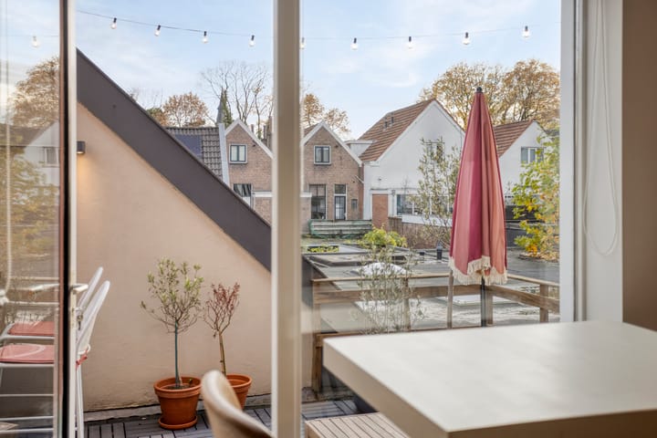 Photo 21 of Van Spaenstraat 76