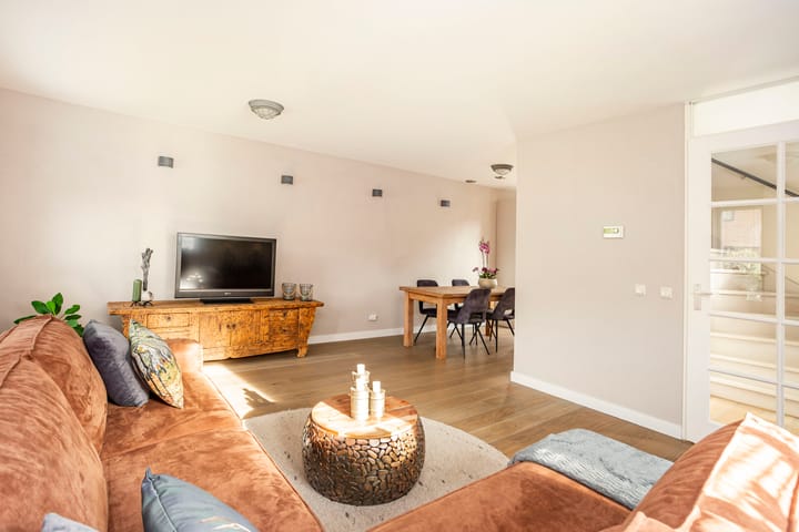 Photo 6 of Zevenblad 39