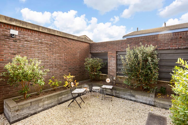 Photo 13 of Zevenblad 39