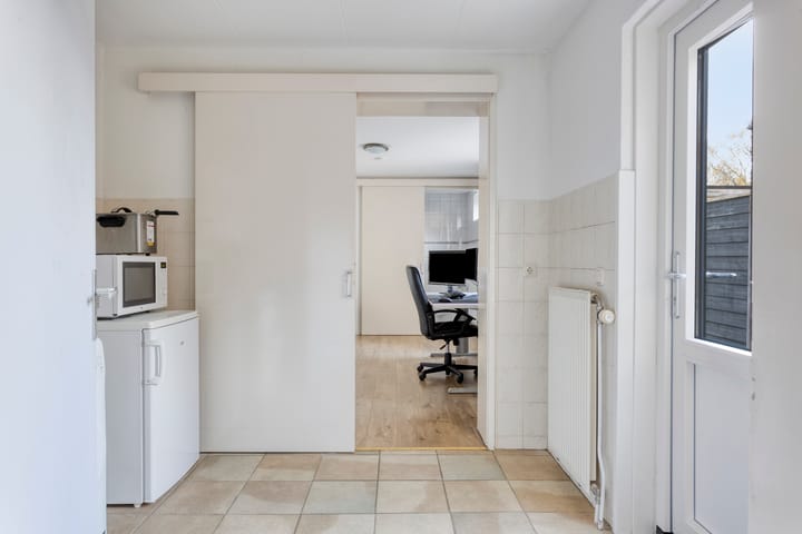 Photo 13 of Leeuwerikstraat 6