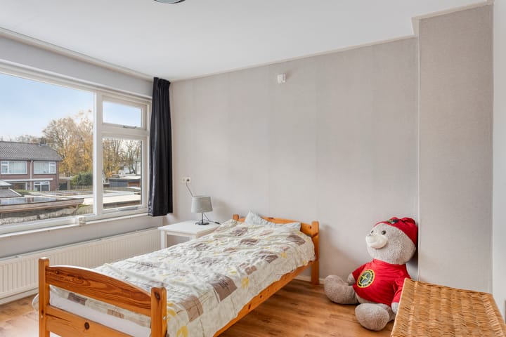 Photo 21 of Leeuwerikstraat 6