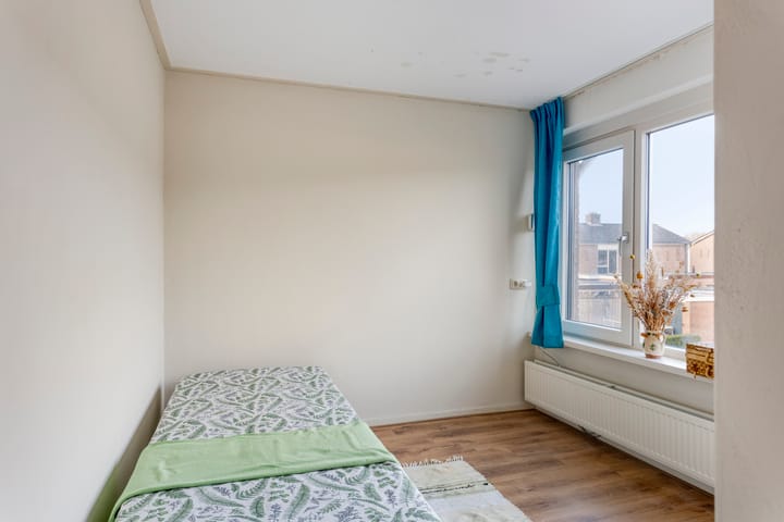 Photo 23 of Leeuwerikstraat 6