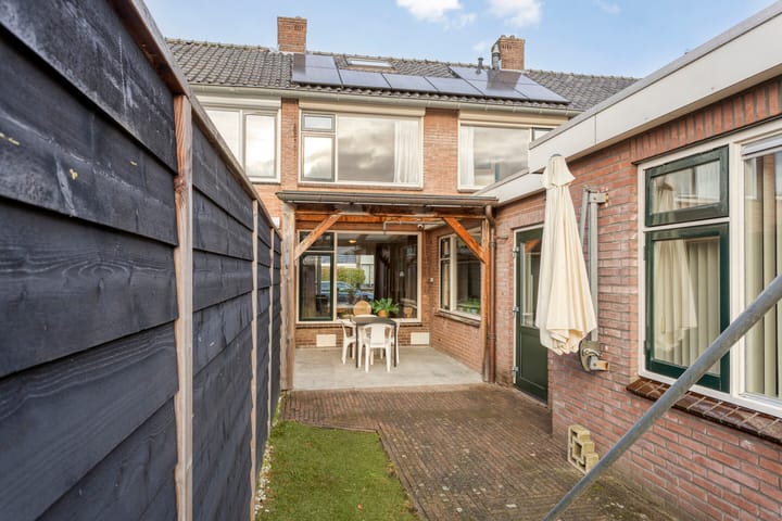 Photo 29 of Leeuwerikstraat 6