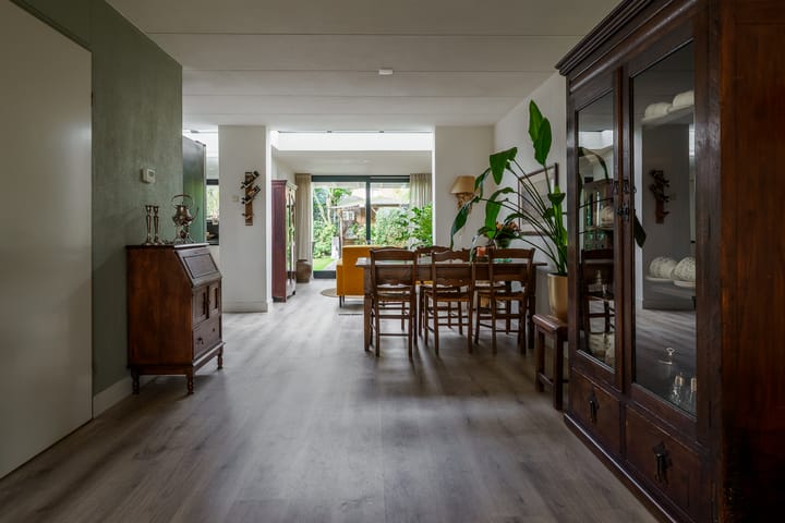 Photo 10 of Fie Carelsenstraat 27