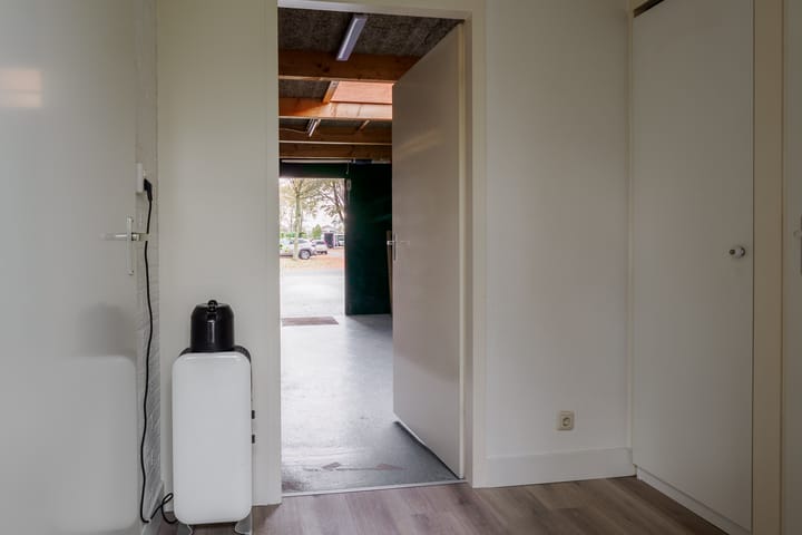 Photo 28 of Fie Carelsenstraat 27