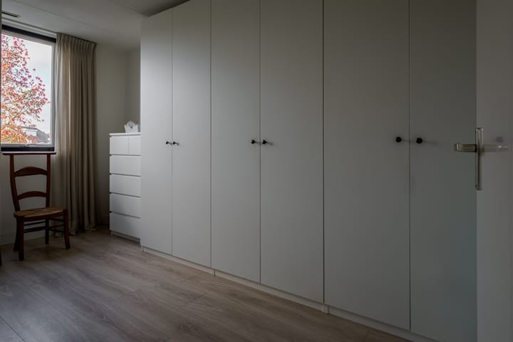 Photo 32 of Fie Carelsenstraat 27