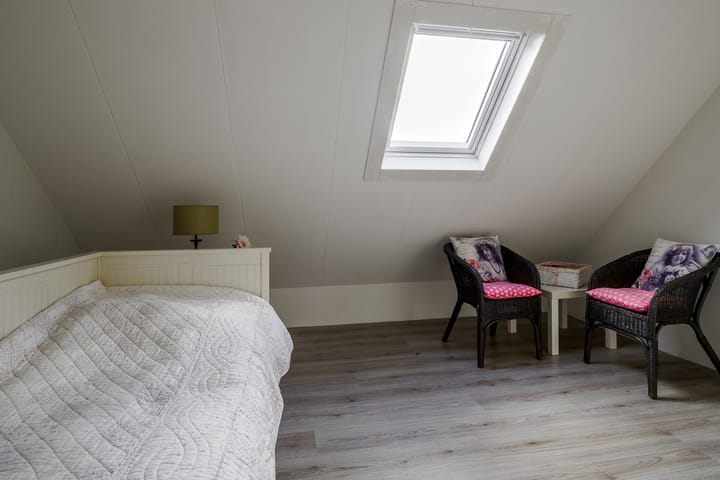 Photo 44 of Fie Carelsenstraat 27